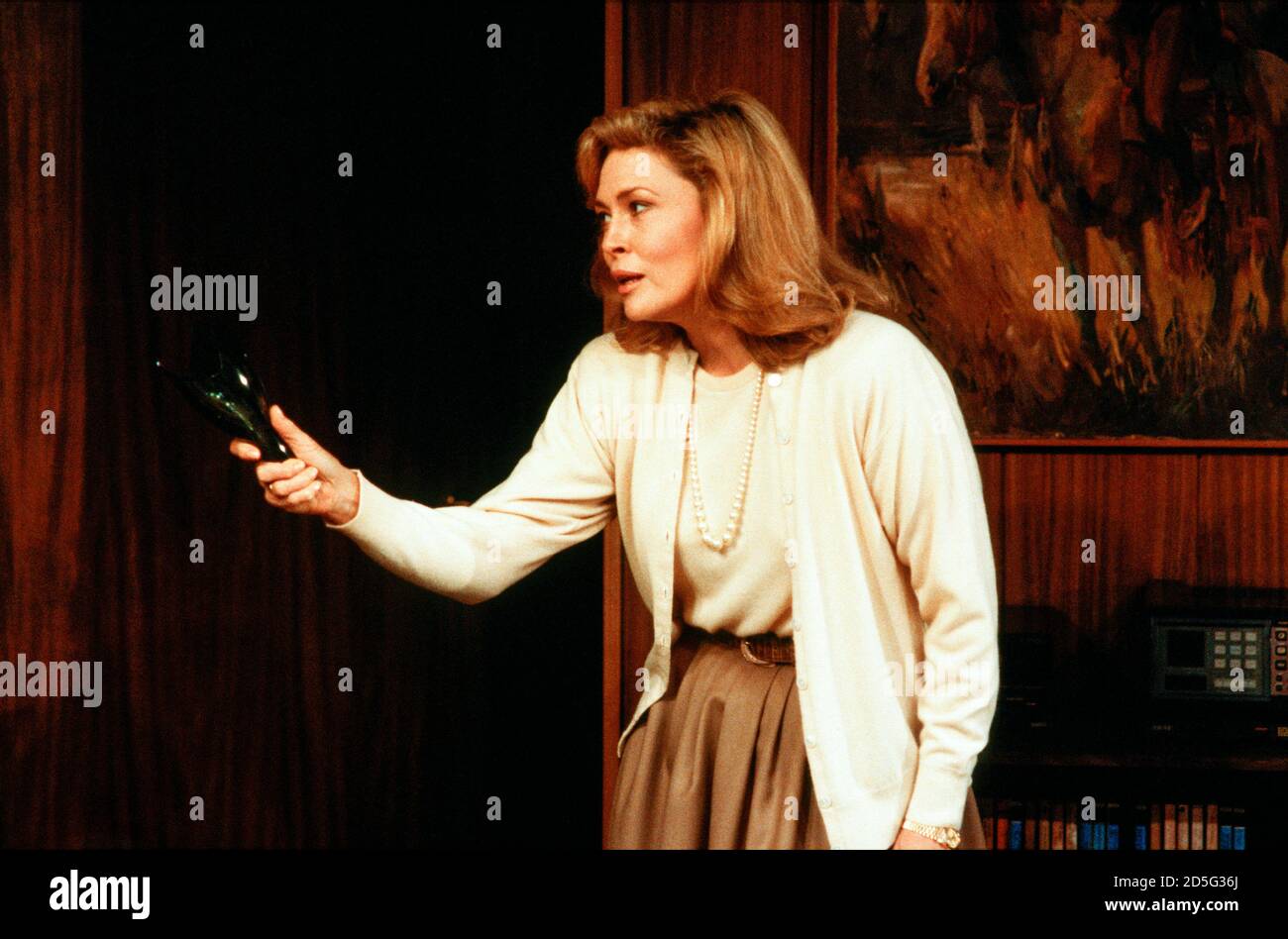 Faye Dunaway (Circe) in CIRCE & BRAVO by Donald Freed at the Hampstead Theatre, London NW3  05/06/1986  set design: Eileen Diss  costumes: Jane Robinson  lighting: Mick Hughes  fights: Jonathan Howell  director: Harold Pinter         (c) Donald Cooper/Photostage   photos@photostage.co.uk   ref/CT-02 Stock Photo