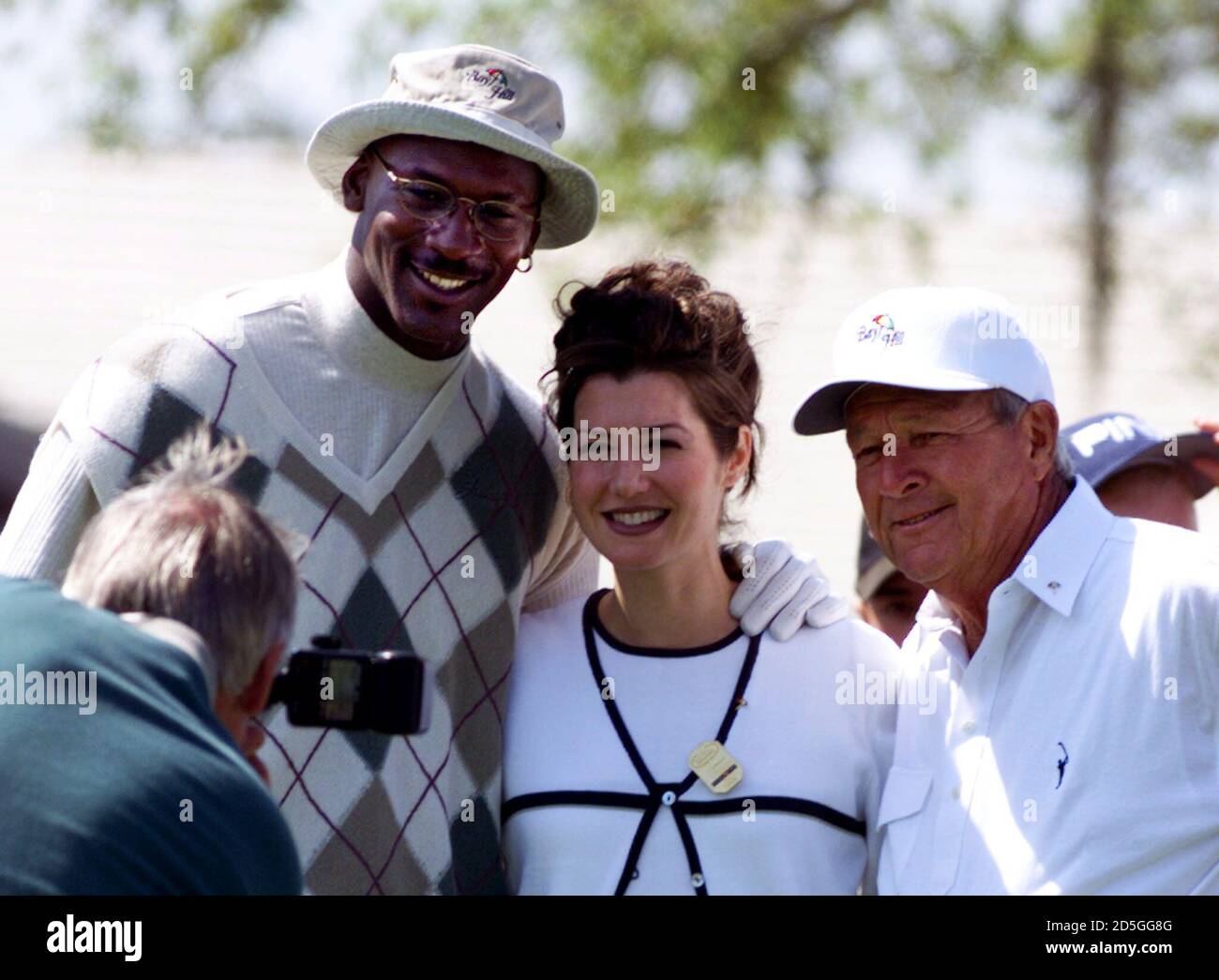 Former Nba Great Michael Jordan L Poses With Singer Amy Grant And Arnold Palmer As They Prepare To Play Together In A Pro Am Tournament At The Bay Hill Invitational Golf Tournament In Former Nba Great Michael Jordan L Poses With Singer Amy Grant And Arnold Palmer As They Prepare To Play Together In A Pro Am Tournament At The Bay Hill Invitational Golf Tournament In