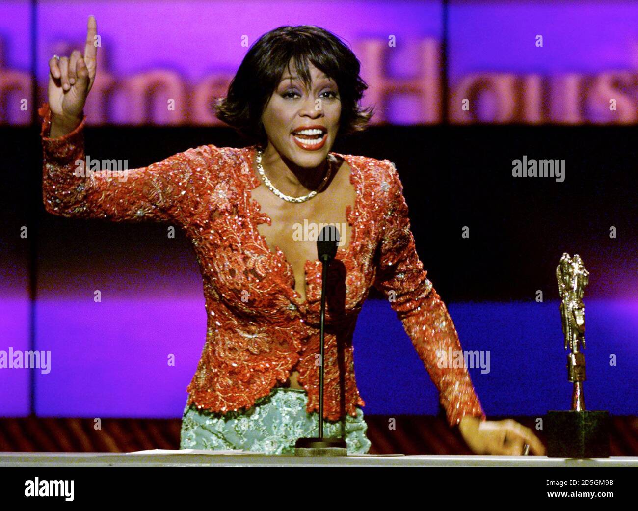Whitney houston singer music hi-res stock photography and images - Alamy