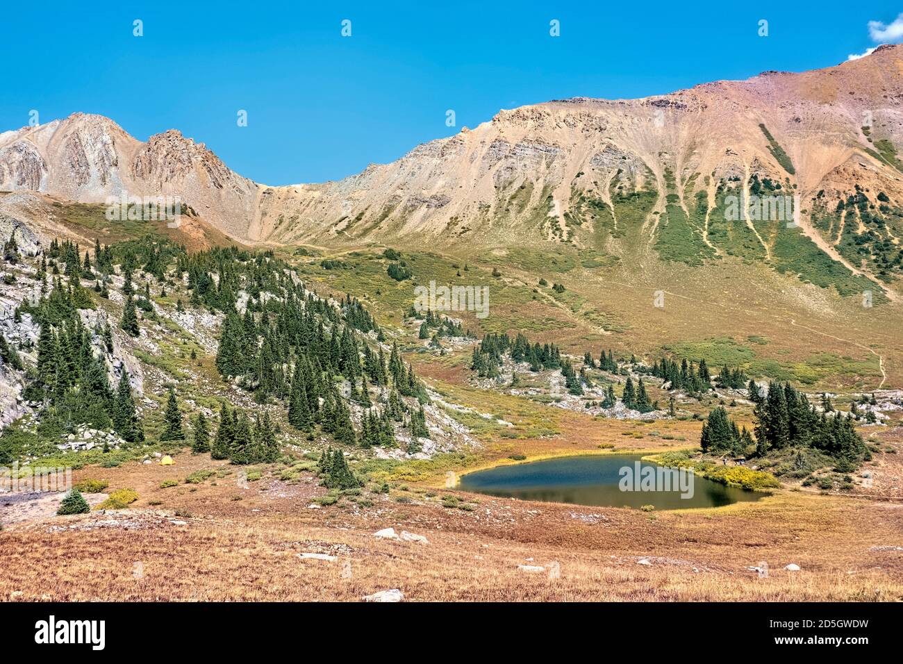 View of the route to Trailrider Pass on the Maroon Bells Loop, Aspen ...