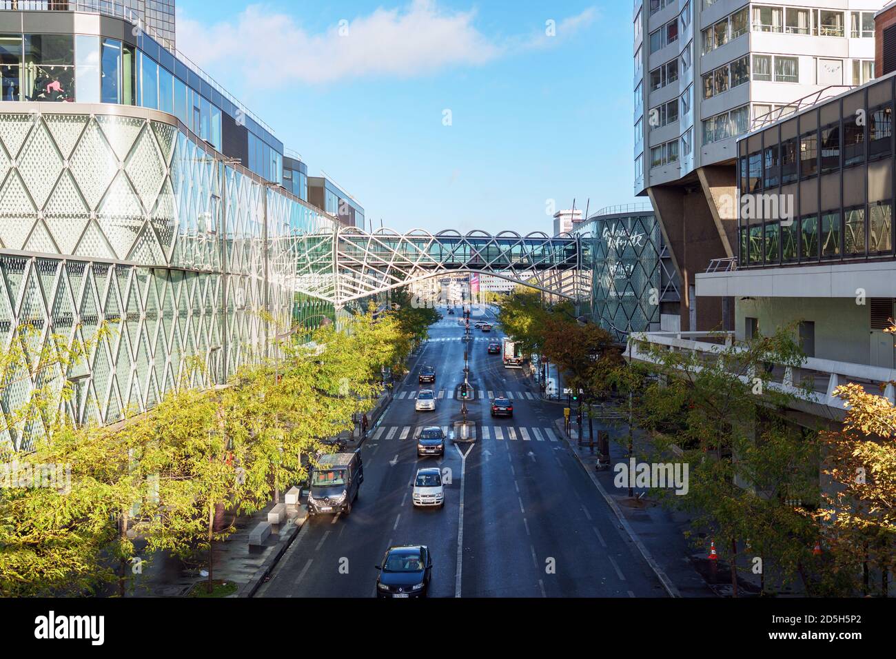 beaugrenelle-shopping-mall-in-paris-france-stock-photo-alamy