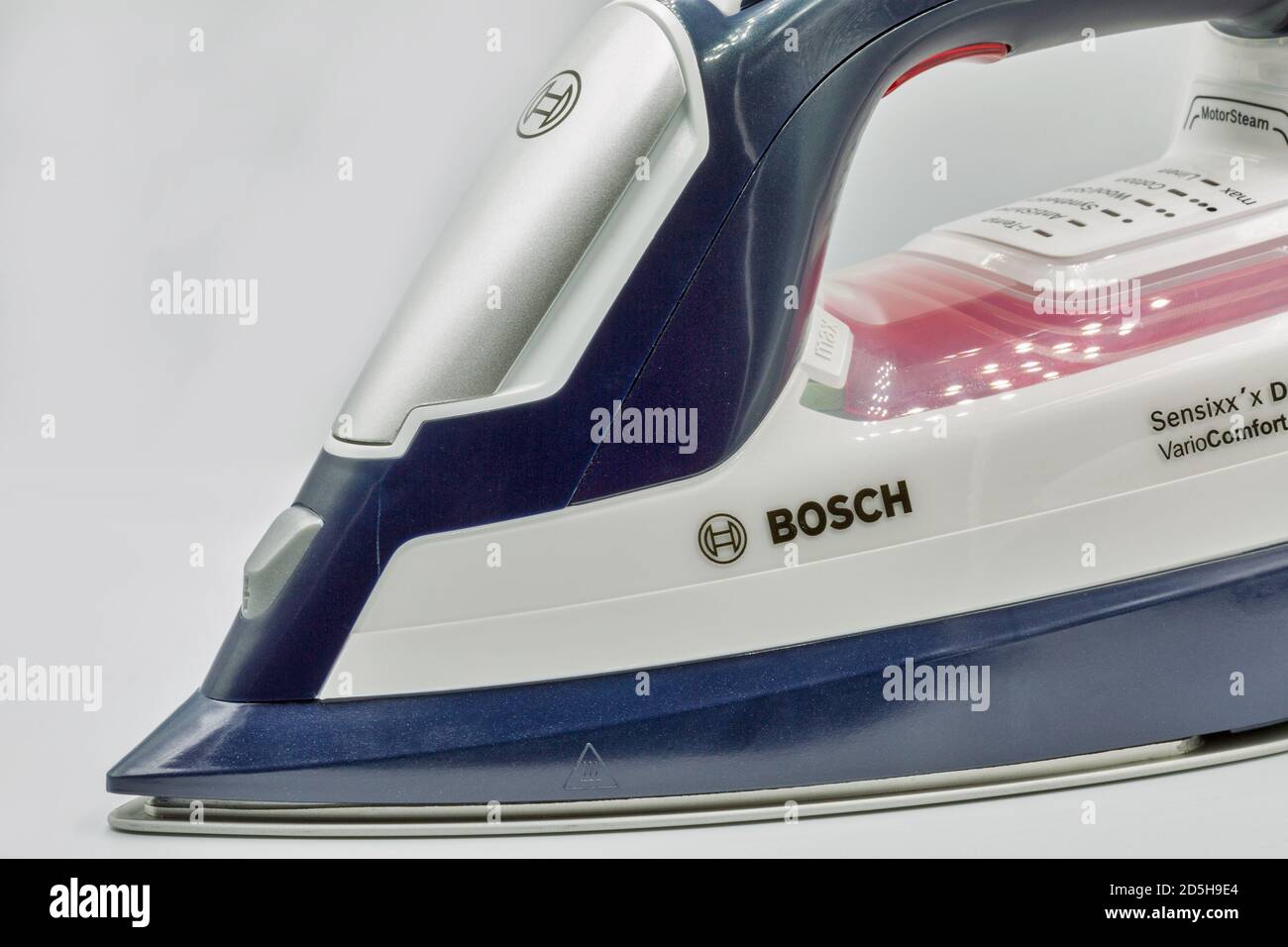 KYIV, UKRAINE - AUGUST 22, 2020: Studio shoot of Bosch Sensixx'x  VarioComfort Ceranium Glissee Steam Iron closeup. Robert Bosch GmbH is a  German multi Stock Photo - Alamy