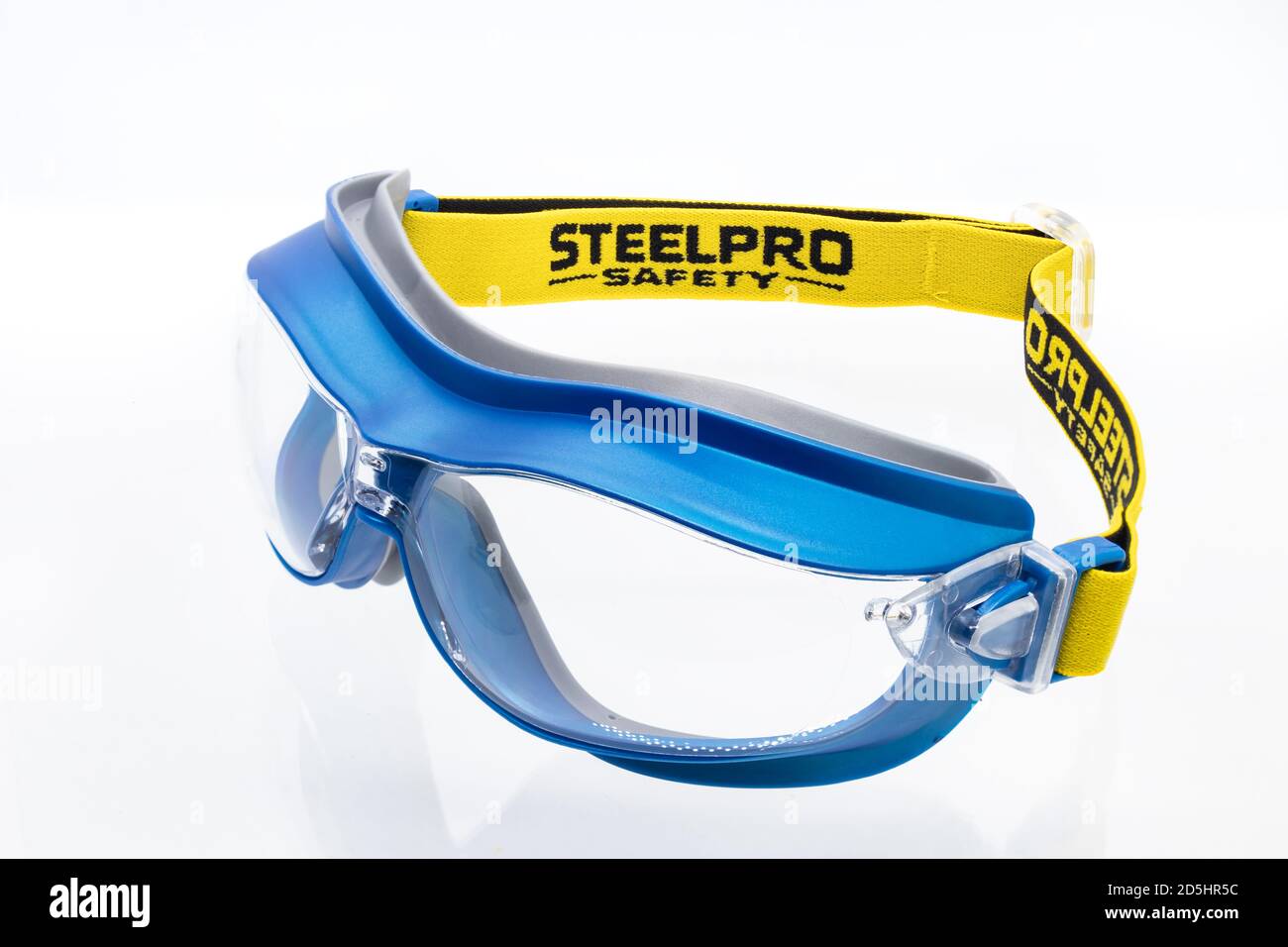 Huelva, Spain - October 13, 2020: Safety glasses Steelpro Pro Line Model X7. Dual lens clear anti-fogging glasses for mechanical hazards. Mount compre Stock Photo