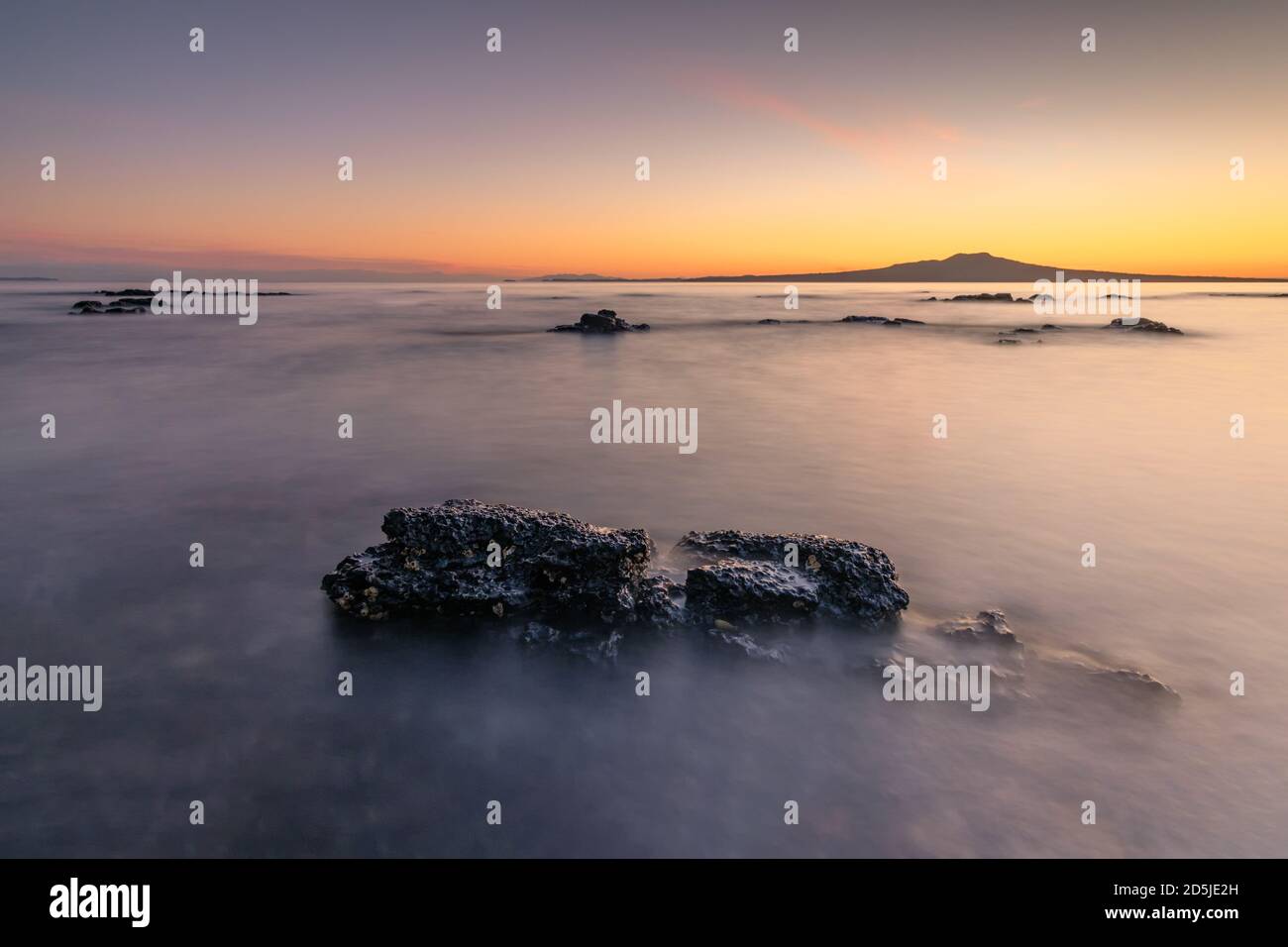Sunrise of Takapuna Beach Stock Photo Alamy
