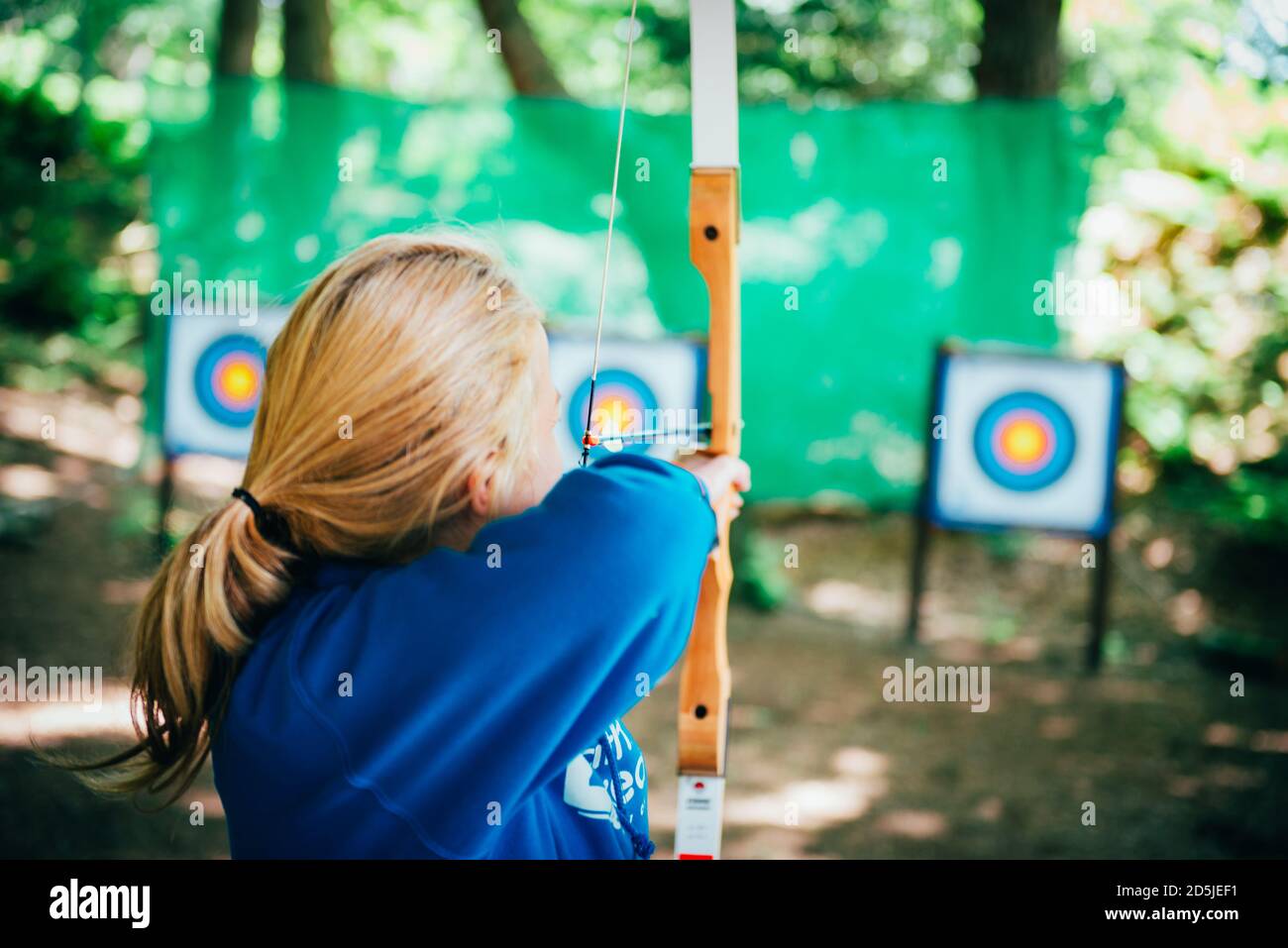 Woman shot with arrow hi-res stock photography and images - Alamy