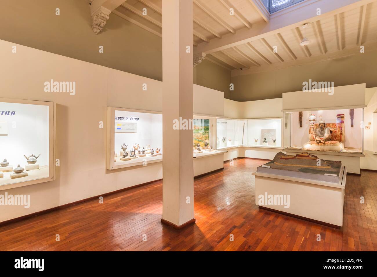 Chimu and Sican culture collection gallery, 'National Museum of Archaeology, Anthropology and History of Peru', Lima, Peru, South America Stock Photo