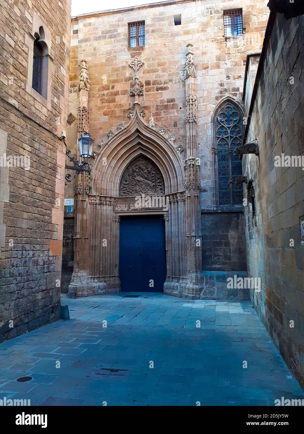 Porta de la Pietat, Door of Mercy. Cathedral of the Holy Cross and ...