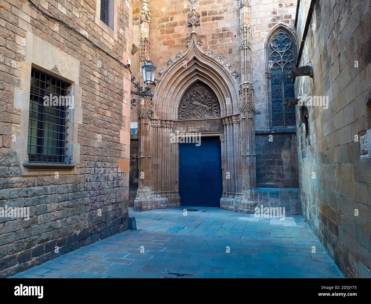 Porta de la Pietat, Door of Mercy. Cathedral of the Holy Cross and ...