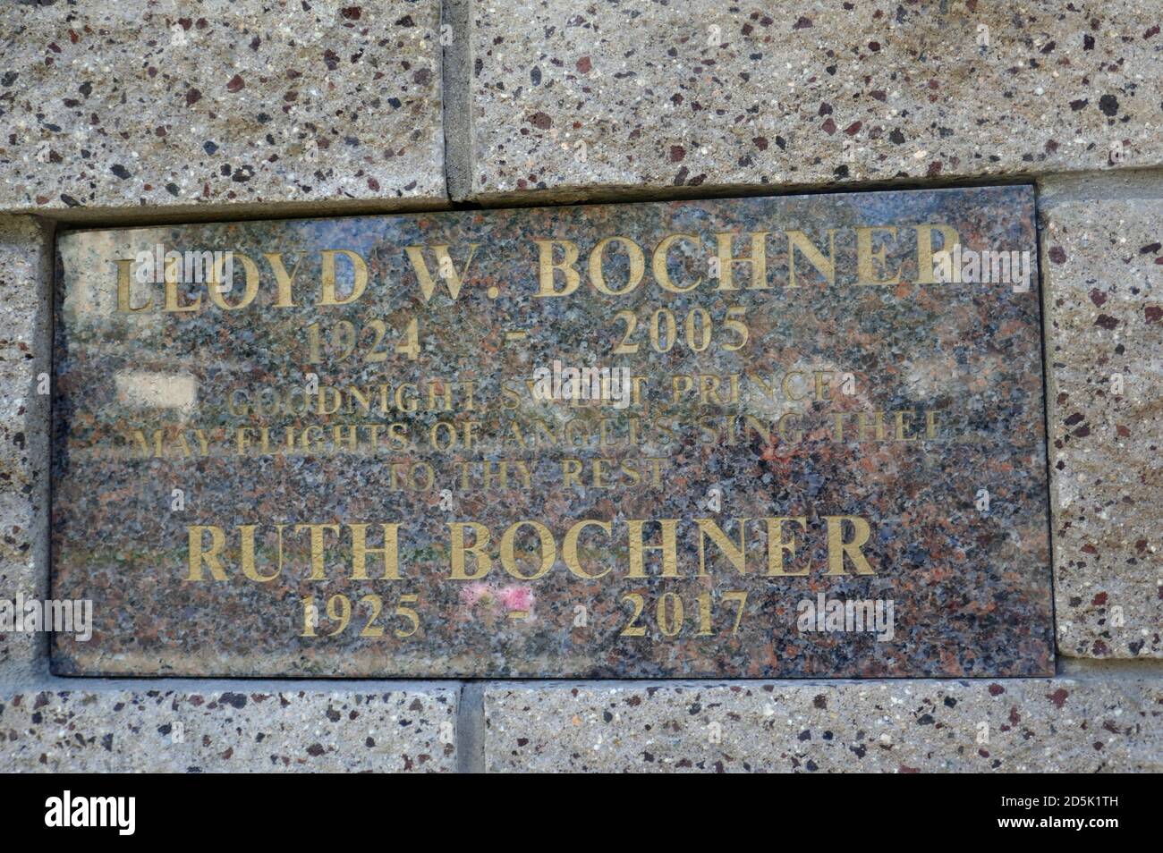 Los Angeles, California, USA 13th October 2020 A general view of atmosphere of actor Lloyd Bochner''s grave at Pierce Brothers Westwood Village Memorial Park on October 13, 2020 in Los Angeles, California, USA. Photo by Barry King/Alamy Stock Photo Stock Photo