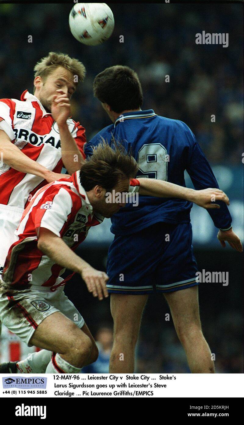 12-MAY-96 ... Leicester City v  Stoke City ...  Stoke's Larus Sigurdsson goes up with Leicester's Steve Claridge Stock Photo