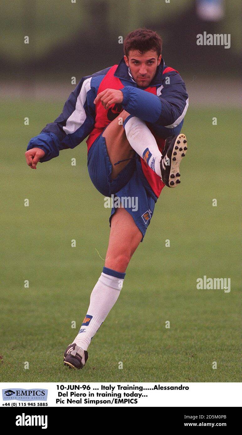 10-JUN-96  Italy Training. Alessandro Del Piero in training