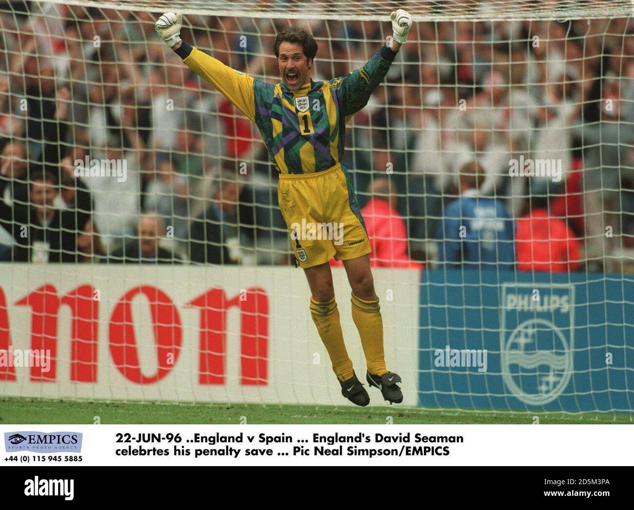 22-JUN-96 ..England v Spain ... David Seaman celebrates his penalty save Stock Photo