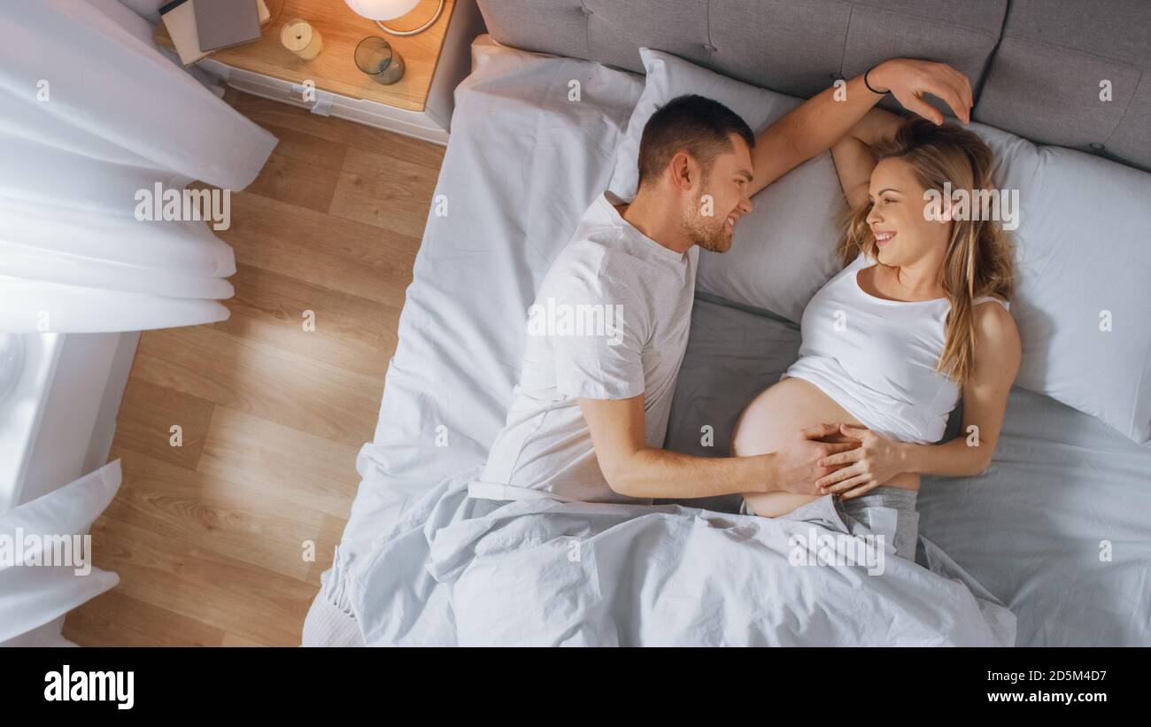 поза на боку. позыженщиныдлябысрогозачатия. беременность. беременные женщины ебутся. беременность позы видео.