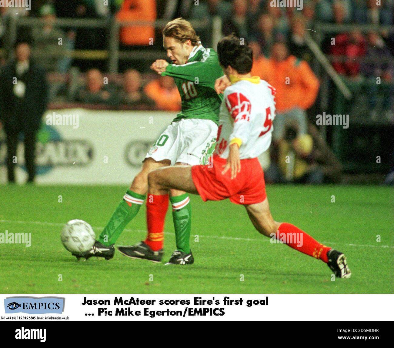 Jason McAteer scores Ireland's first goal Stock Photo Alamy