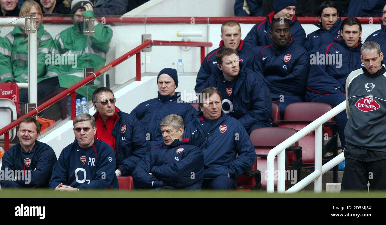 Arsenal's Stuart Taylor (top right) on the Arsenal bench for the match against Sheffield United, manager Arsene Wenger (c)  Stock Photo