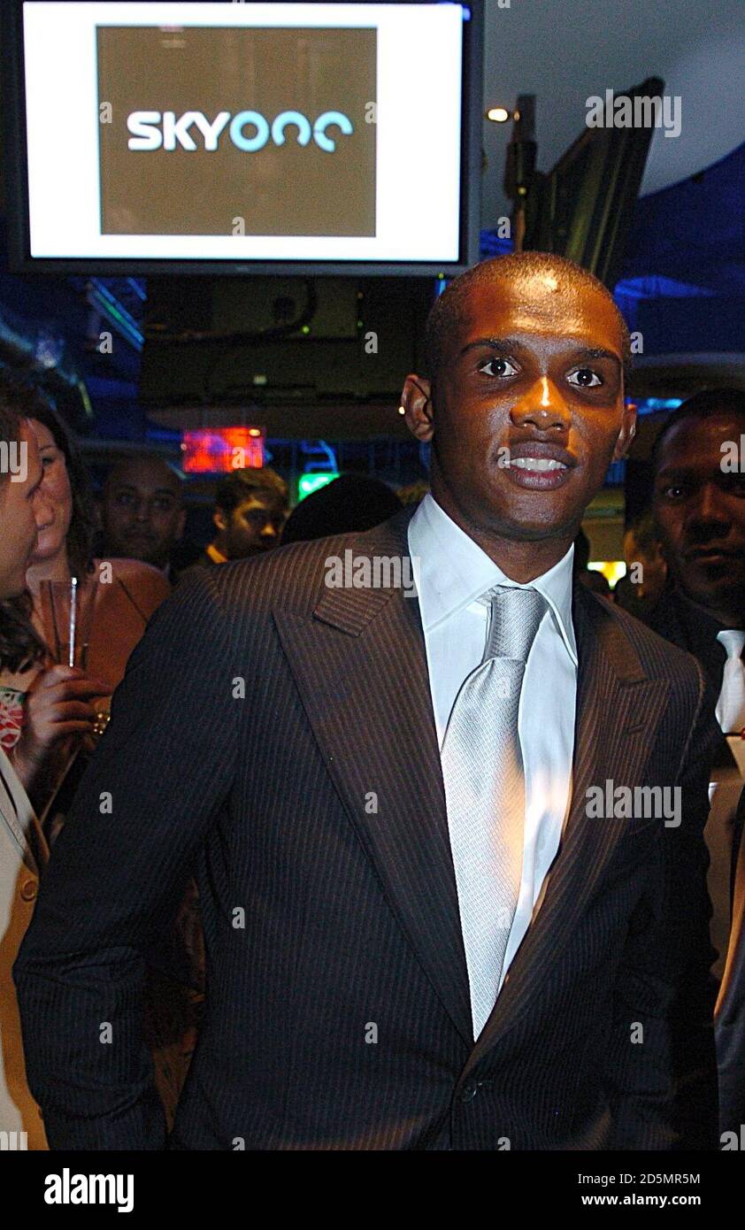 Samuel Eto'o, Cameroon and Barcelona  at the Sky One champagne reception prior to the Mastercard FIFPro World XI Player Awards 2005 Stock Photo