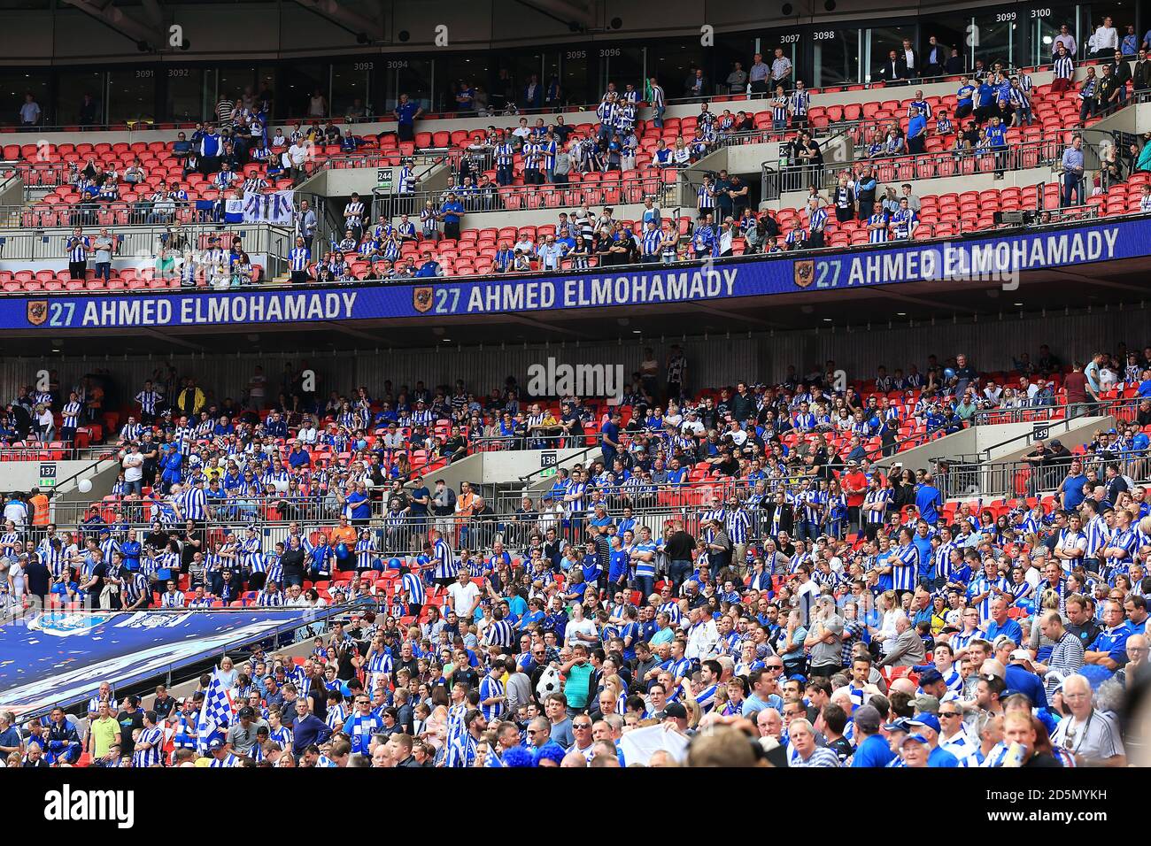 Sheffield Wednesday fans in the stands at Wembley Stadium Stock Photo