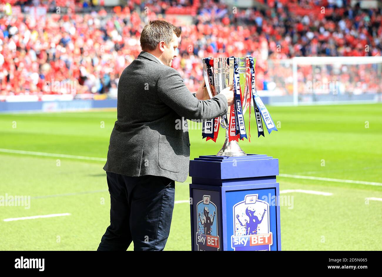 League one playoff final hires stock photography and images Alamy