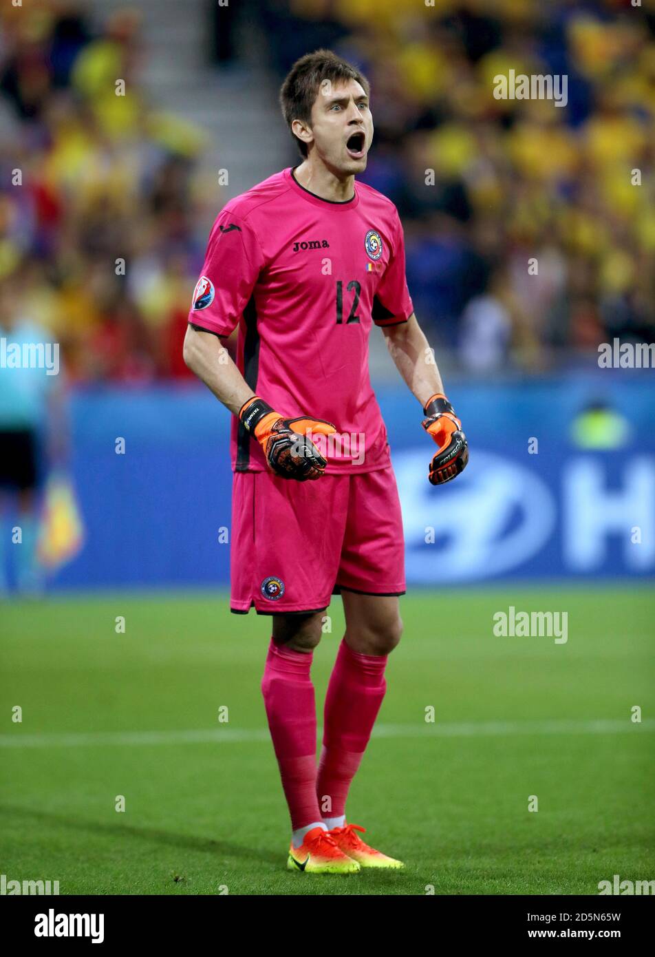 Romania goalkeeper Ciprian Tatarusanu Stock Photo Alamy