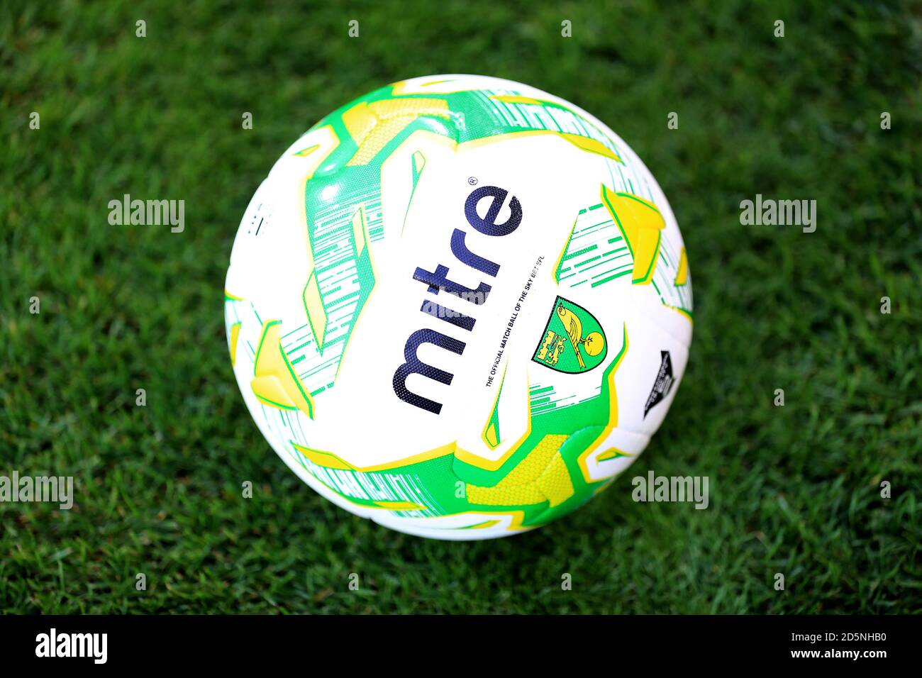 Football preseason hi-res stock photography and images - Alamy