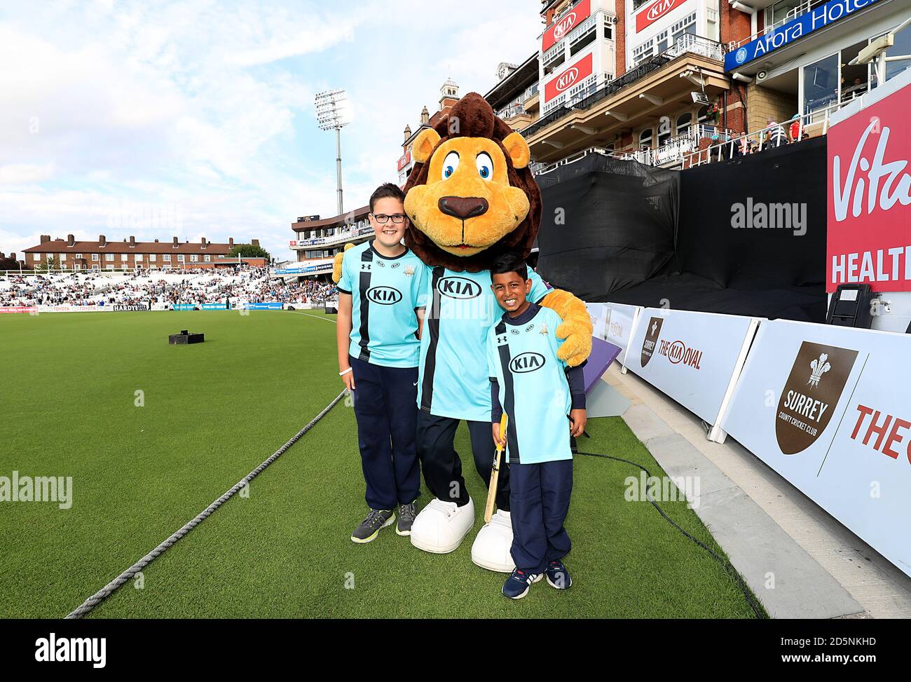 Surrey mascots with Surrey mascot Caesar the Lion Stock Photo Alamy