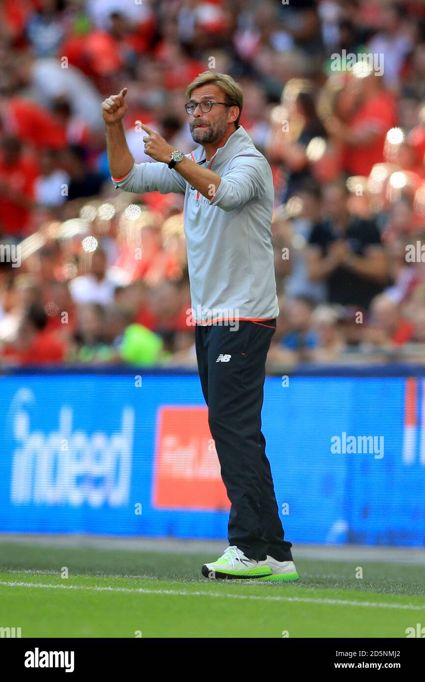 Liverpool manager Jurgen Klopp gestures on the touchline Stock Photo ...