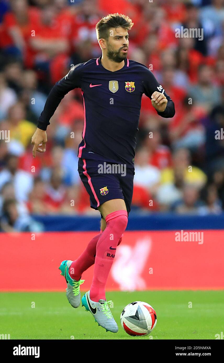 Gerard Pique, Barcelona Stock Photo - Alamy