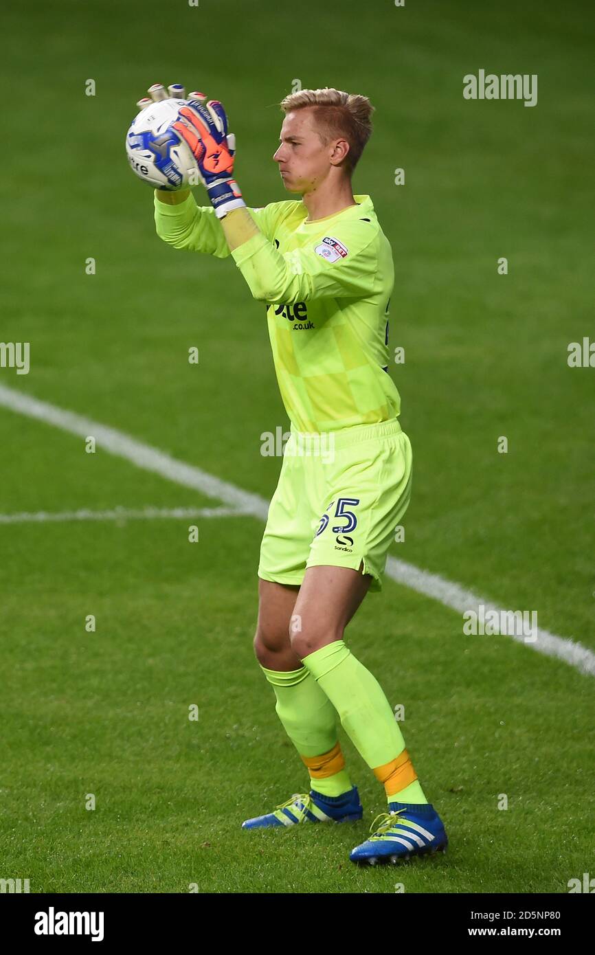 Portsmouth goalkeeper Alex Bass Stock Photo Alamy