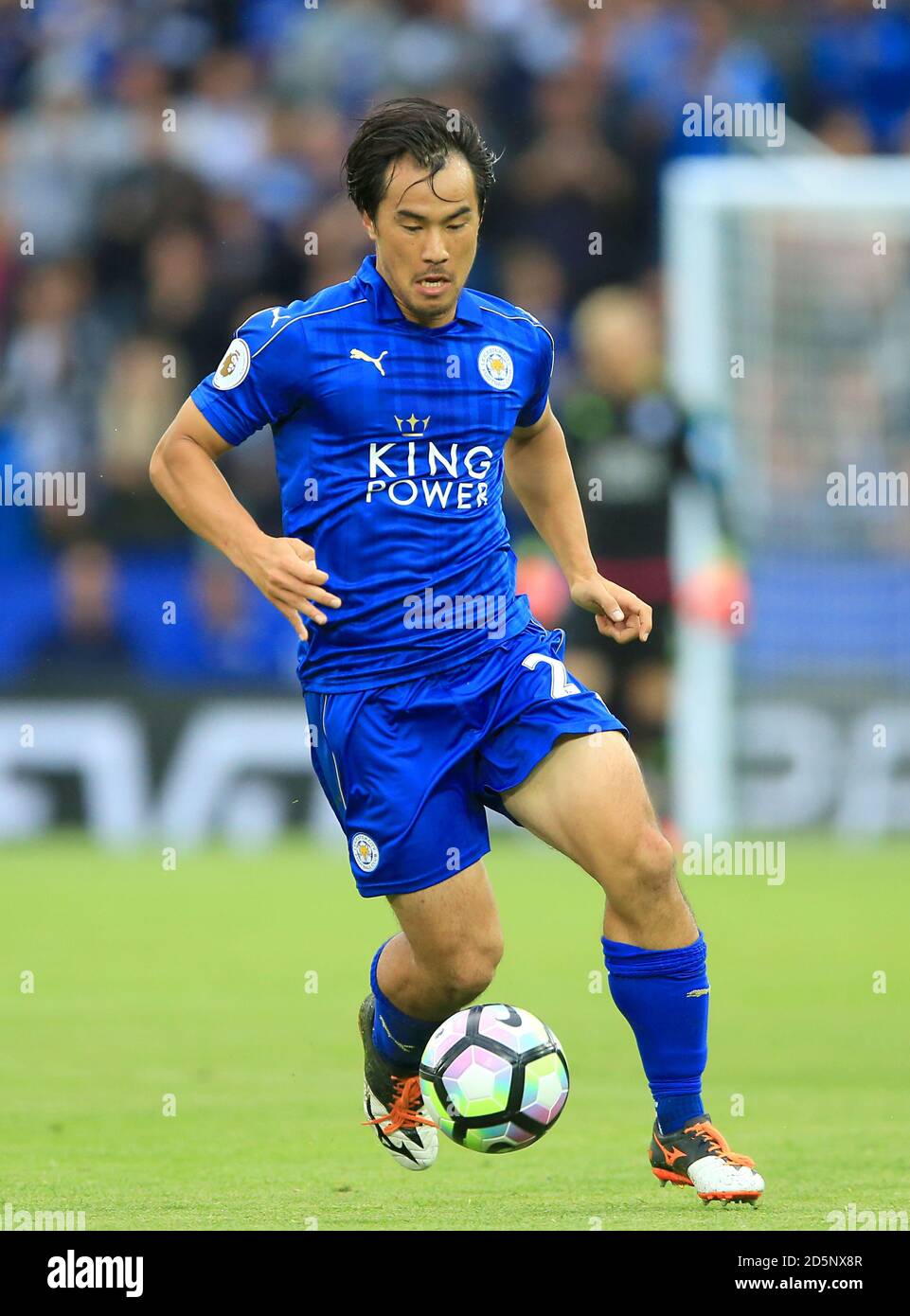 Shinji Okazaki, Leicester City Stock Photo - Alamy