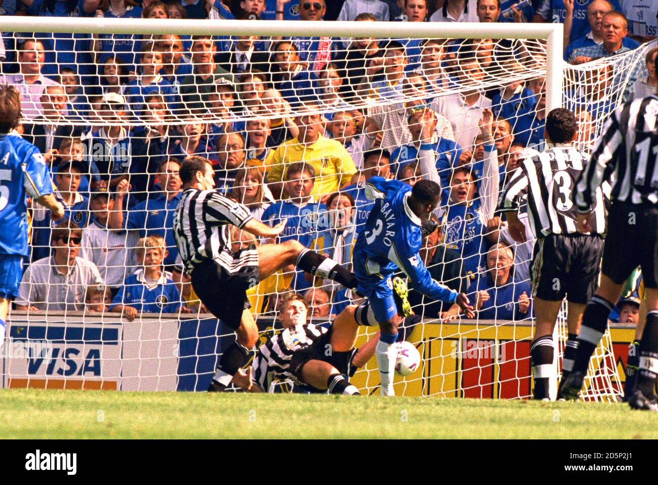 Chelsea s Celestine Babayaro centre Scores The Opening Goal Stock chelsea-s-celestine-babayaro-centre-scores-the-opening-goal-stock