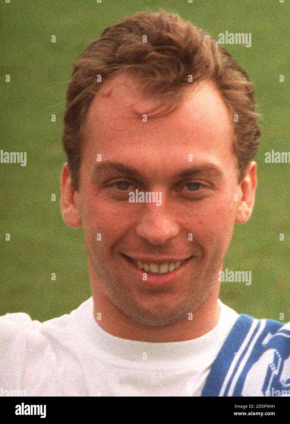 PAP LON 01 9.6.95. Library file 258221-6, dated 7.3.94. Footballer David Platt, who celebrates  his 29th birthday on Saturday 10.6.95. Photo by Michael Stephens/PA Stock Photo