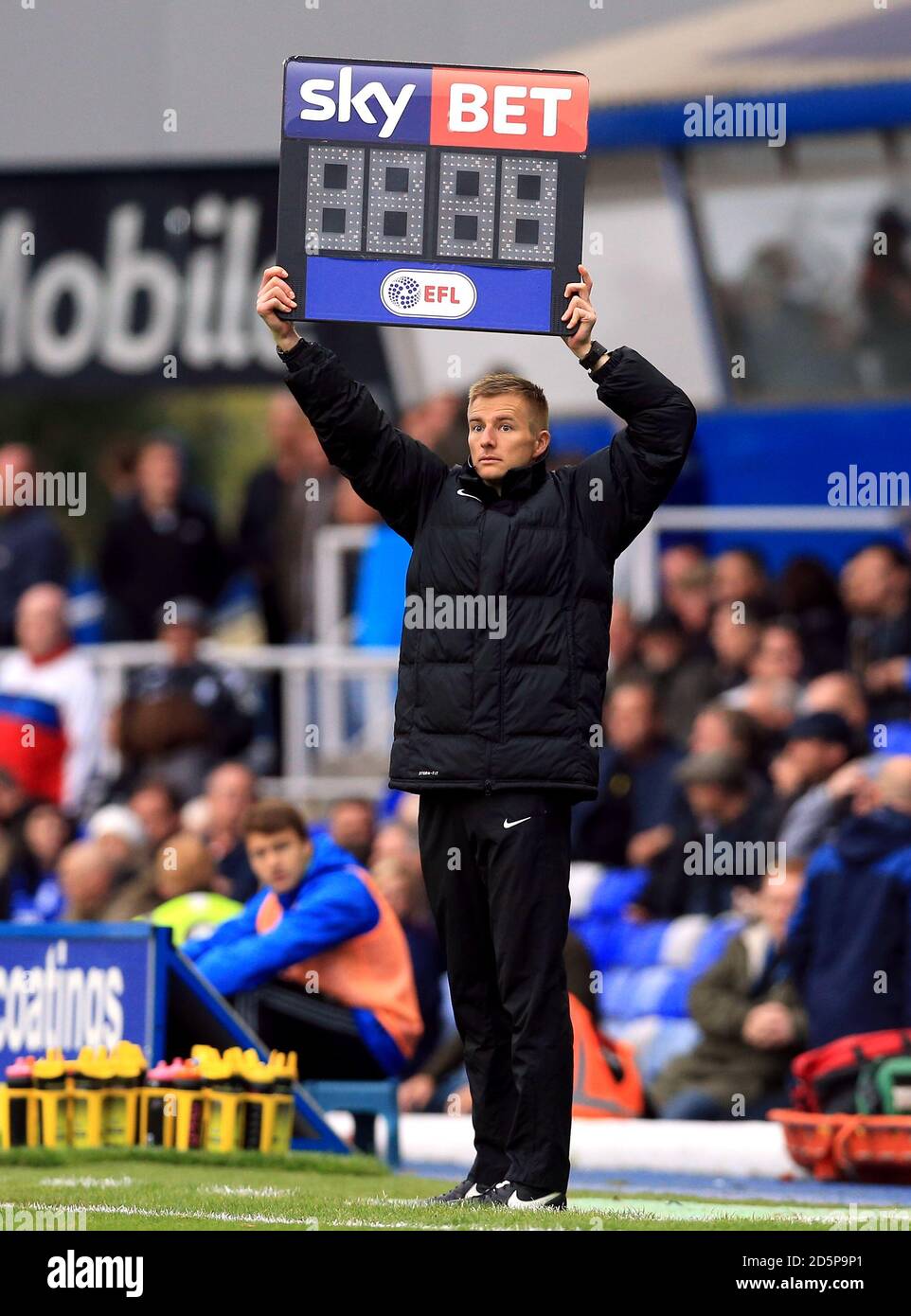Fourth official holds up board hires stock photography and images Alamy