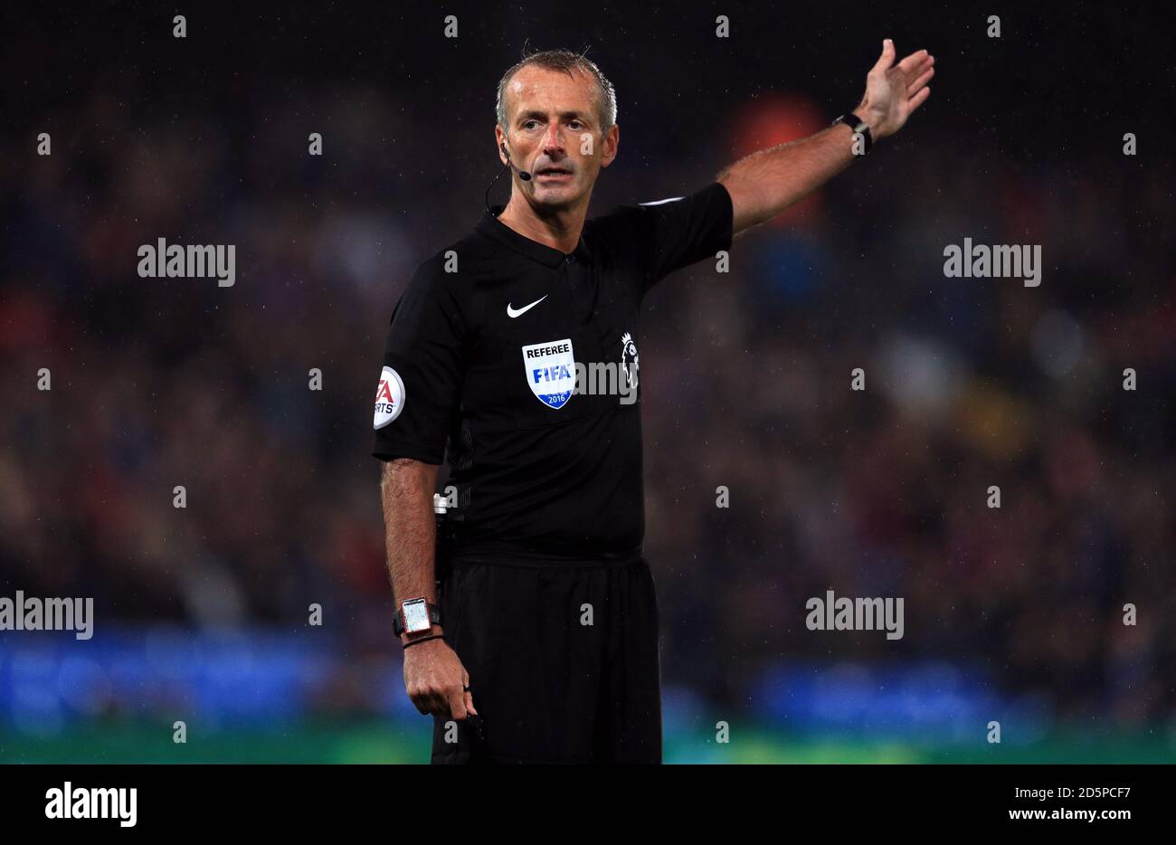 Referee Martin Atkinson Stock Photo Alamy