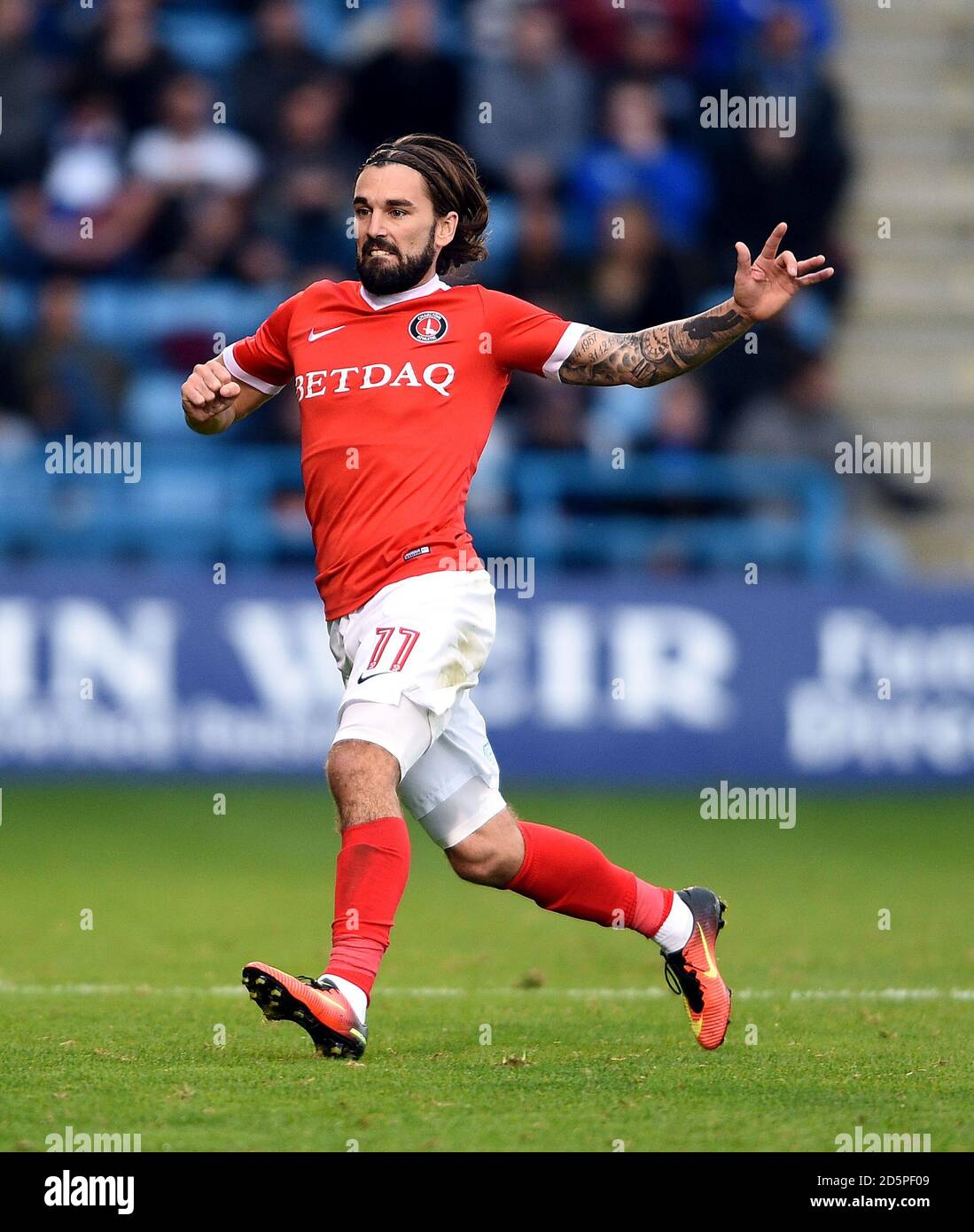 Charlton Athletic's Ricky Holmes Stock Photo Alamy