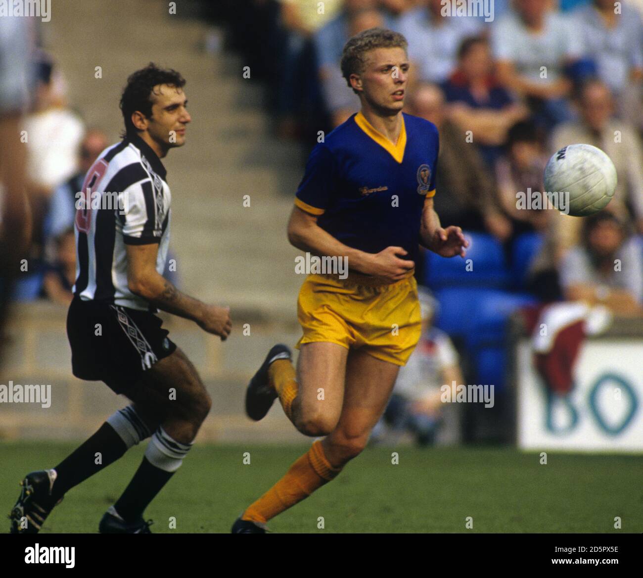 Imre Varadi (l), Newcastle United Stock Photo Alamy