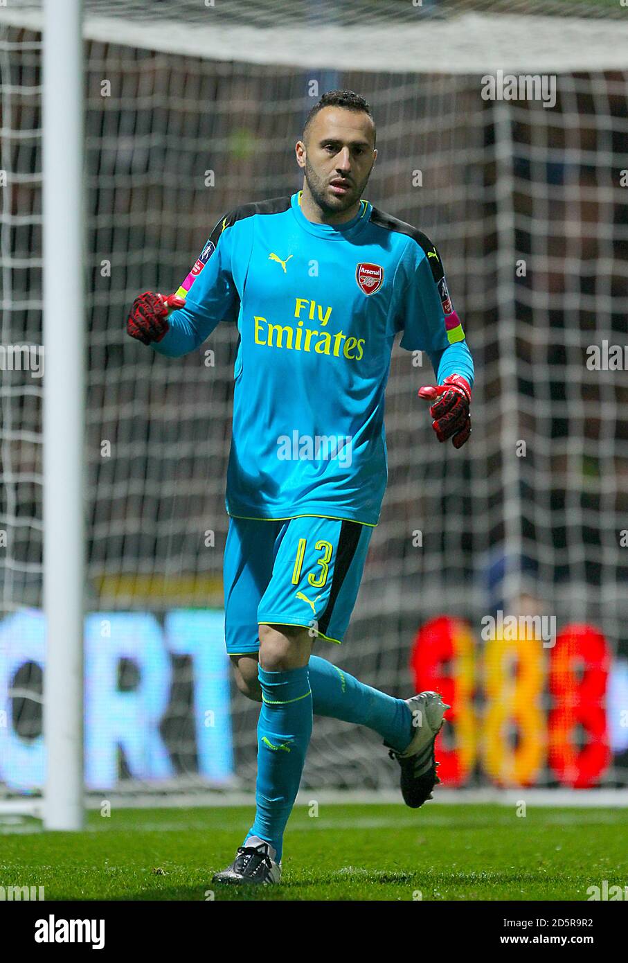 Arsenal Goalkeeper David Ospina Stock Photo Alamy