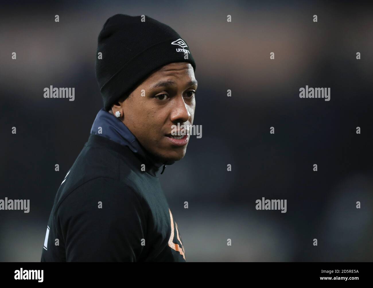 Hull City's Abel Hernandez warms up prior to kick off Stock Photo