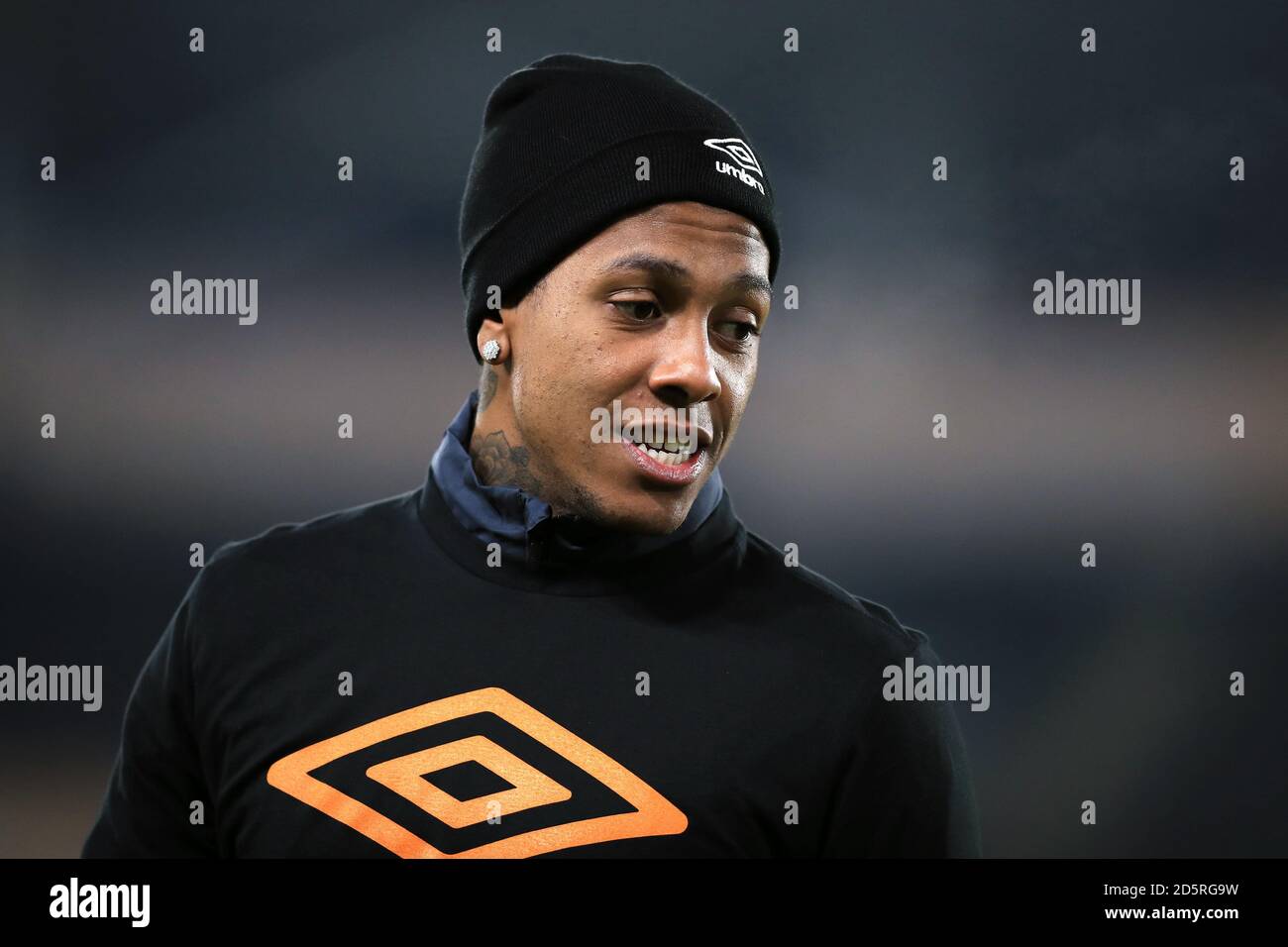 Hull City's Abel Hernandez warms up prior to kick off Stock Photo