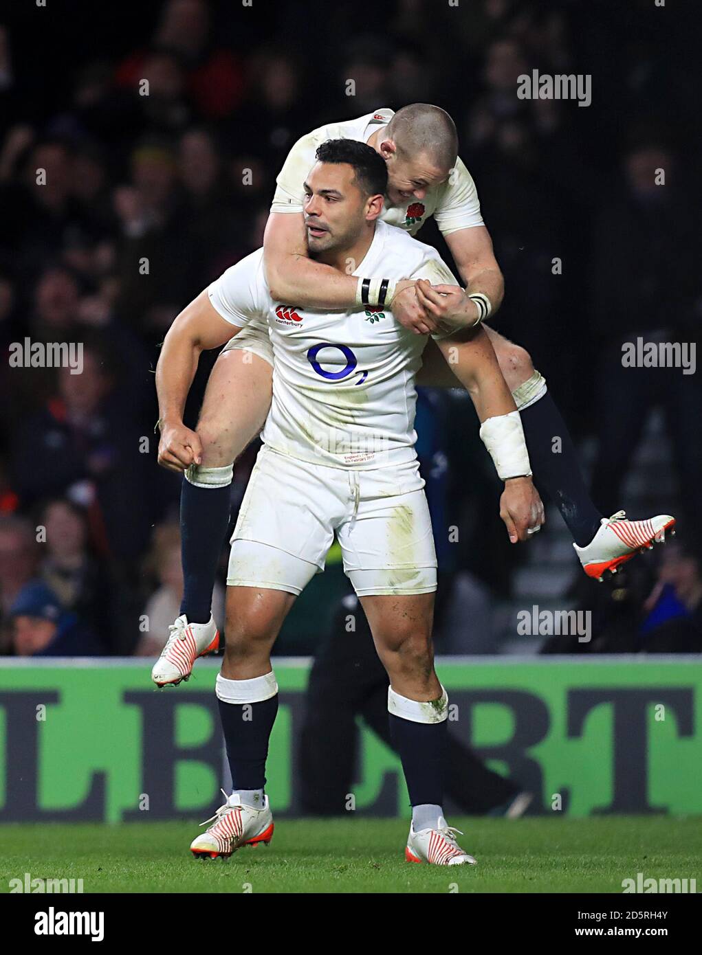 Rugby full length celebrates hi-res stock photography and images - Alamy