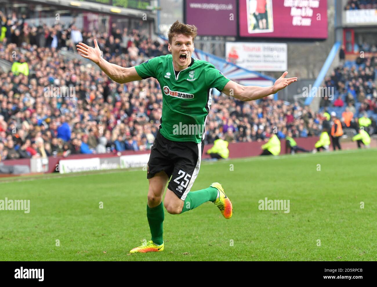 Sean raggett lincoln hi-res stock photography and images - Alamy
