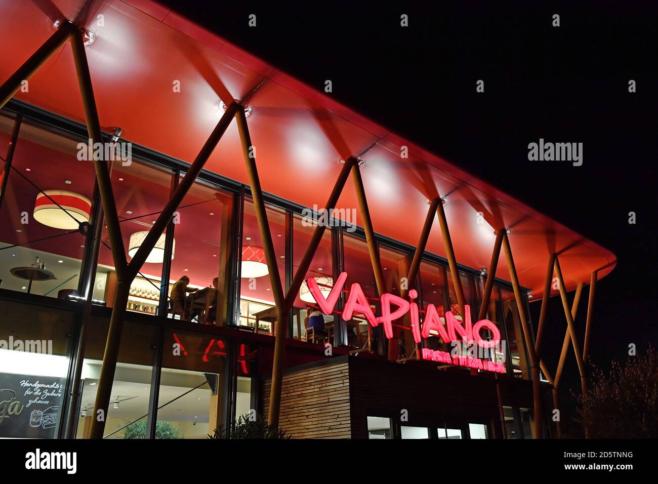 Vapiano High Resolution Stock Photography And Images Alamy