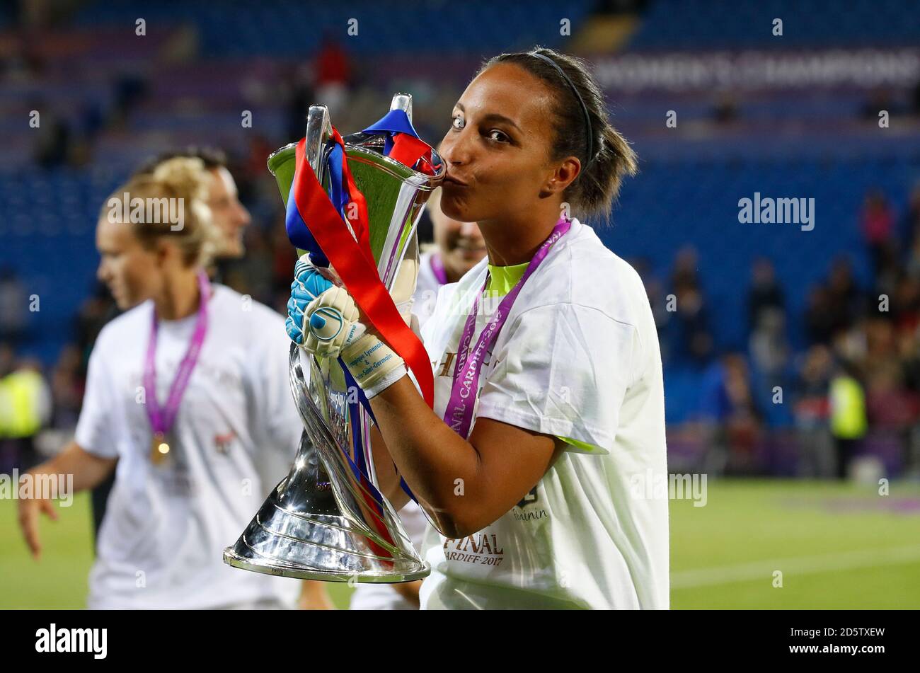lyon-s-goalkeeper-sarah-bouhaddi-lifts-the-trophy-following-the-uefa