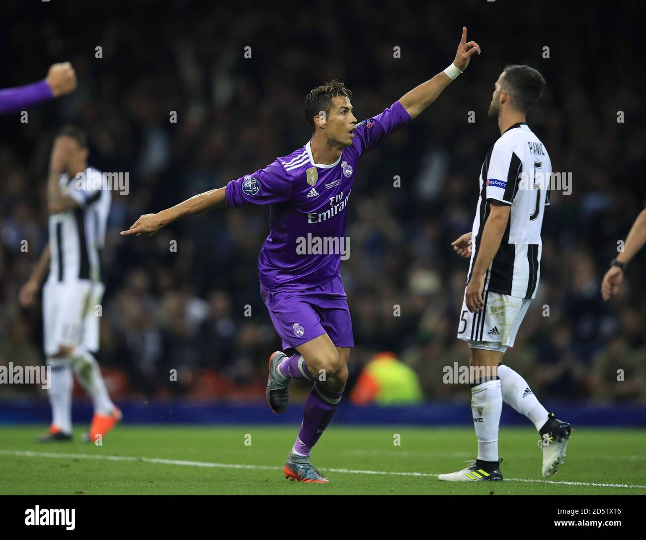 cristiano-ronaldo-champions-league-goal-hi-res-stock-photography-and