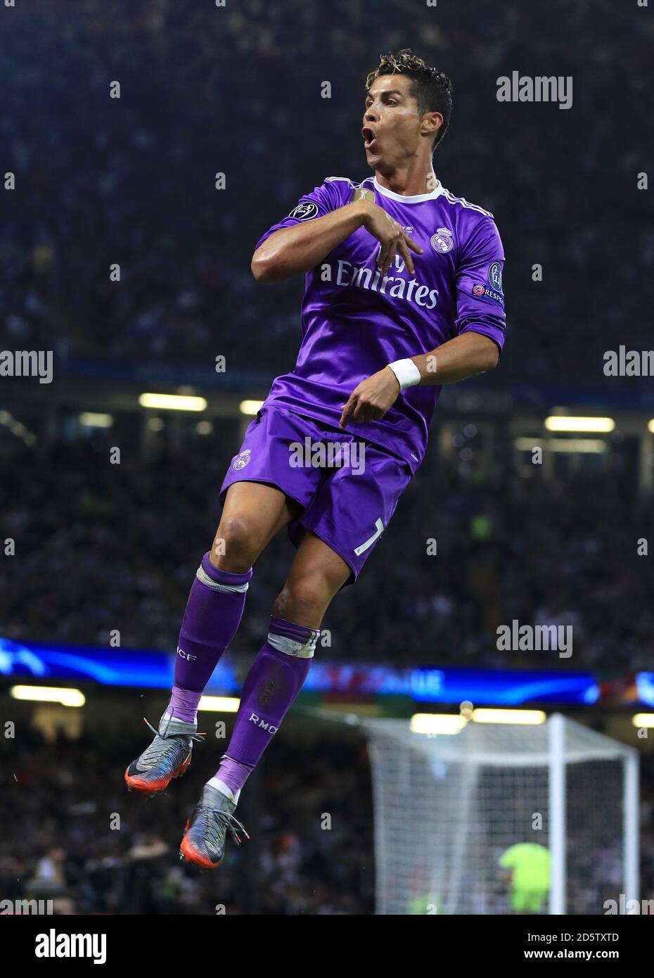 Real Madrid's Cristiano Ronaldo celebrates scoring his side's first goal  during the 2017 Champions League Final held at the National Stadium,  Cardiff Stock Photo - Alamy