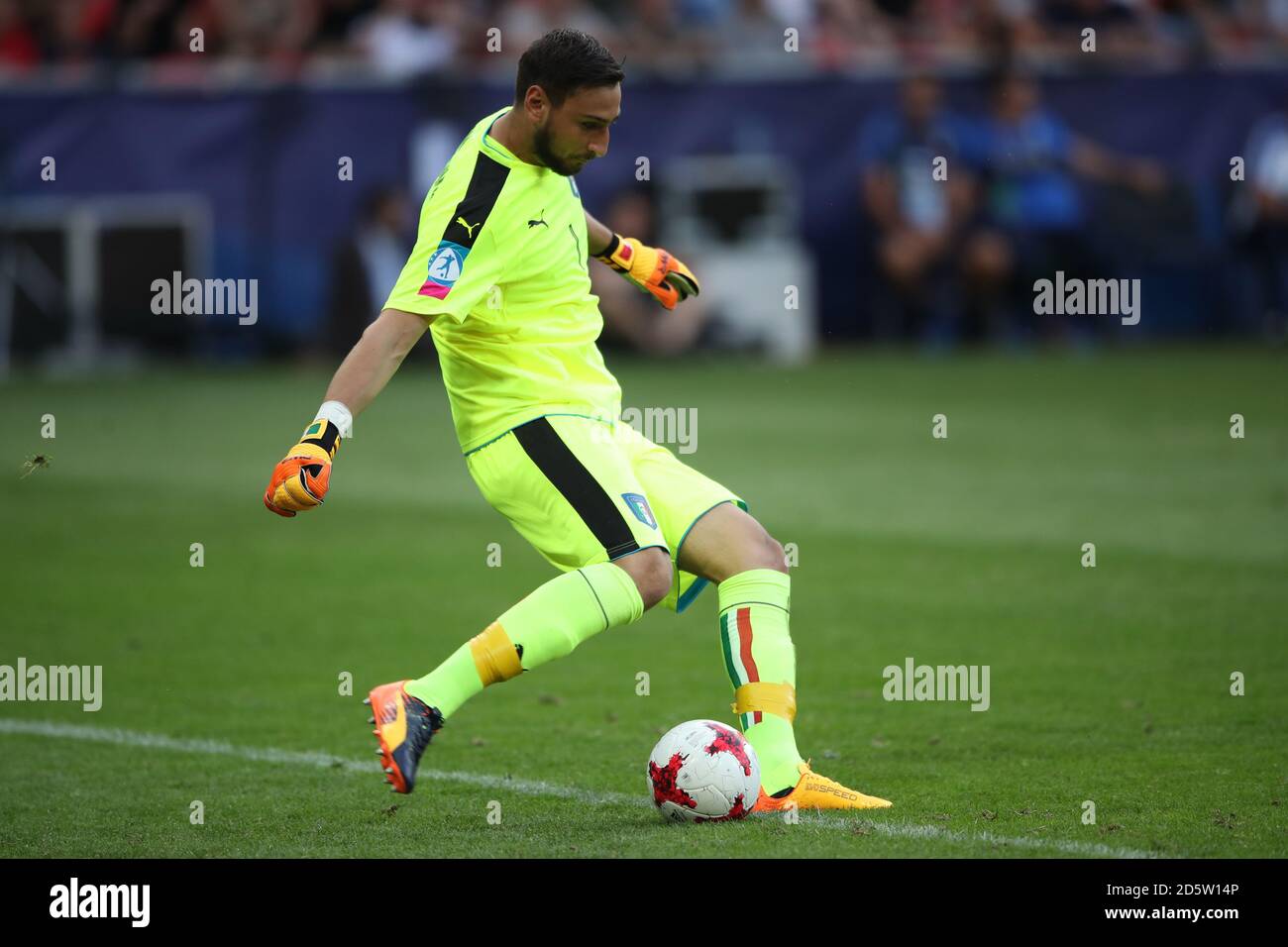 Italy Goalkeeper Gianluigi Donnarumma Stock Photo - Alamy