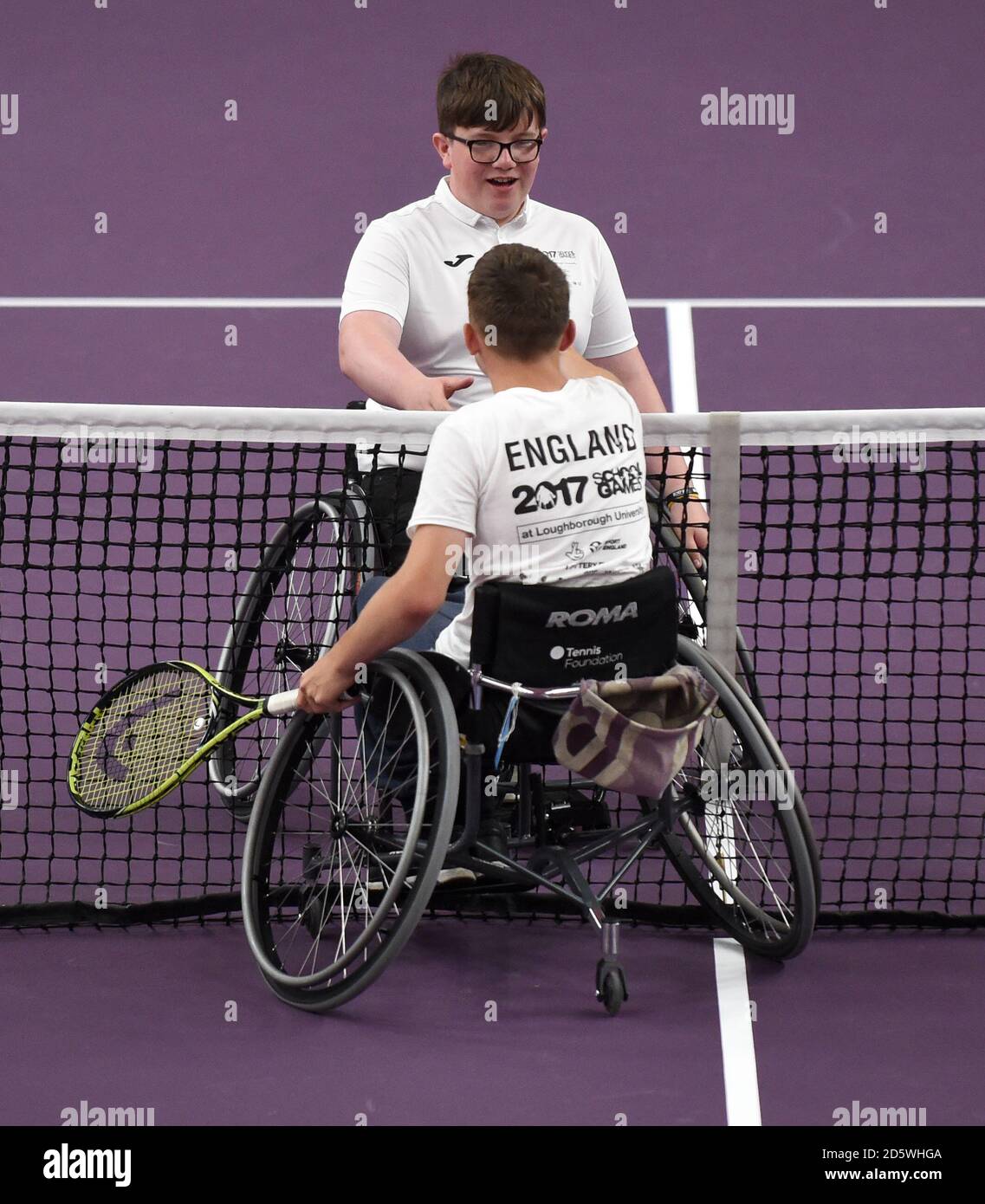 England's Diarmuid Murphy and England's Lewis Evans shake hands during the  Wheelchair tennis Competition during the 2017 School Games Stock Photo -  Alamy