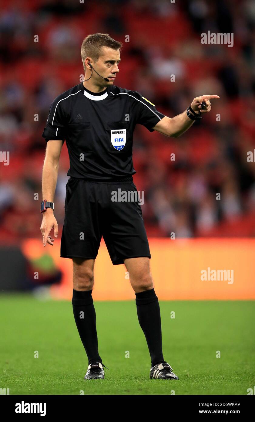 Clement Turpin Match Referee Stock Photo Alamy