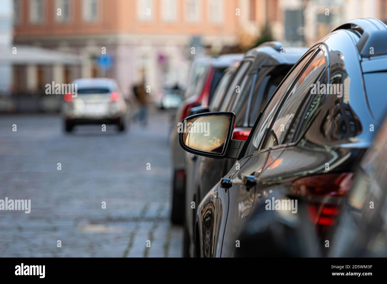 Car parking along the roadside hi-res stock photography and images - Alamy