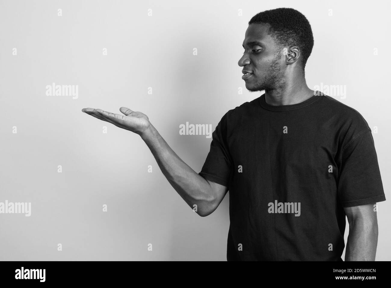African man smiling side profile Black and White Stock Photos & Images ...
