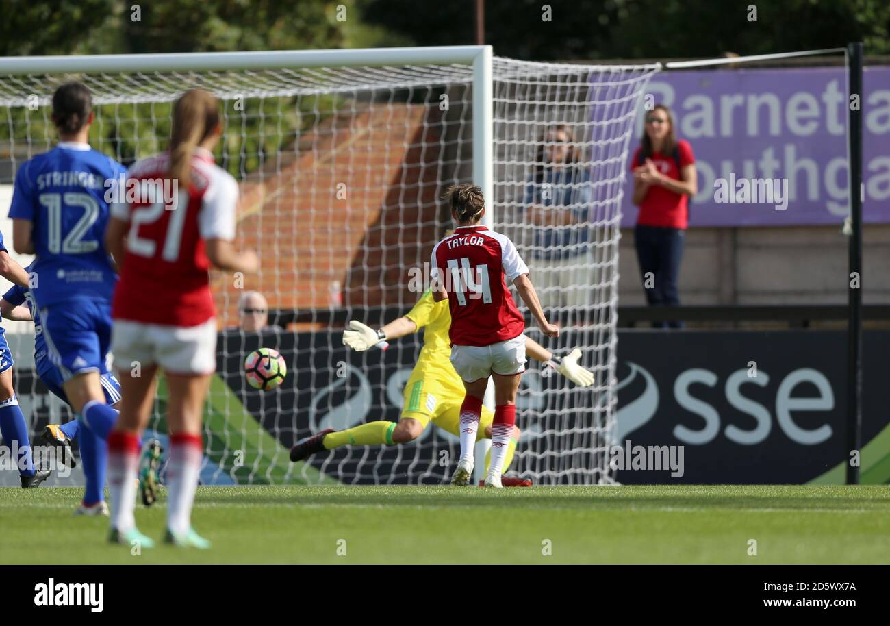 Jodie Taylor Goal Hi res Stock Photography And Images Alamy jodie-taylor-goal-hi-res-stock-photography-and-images-alamy
